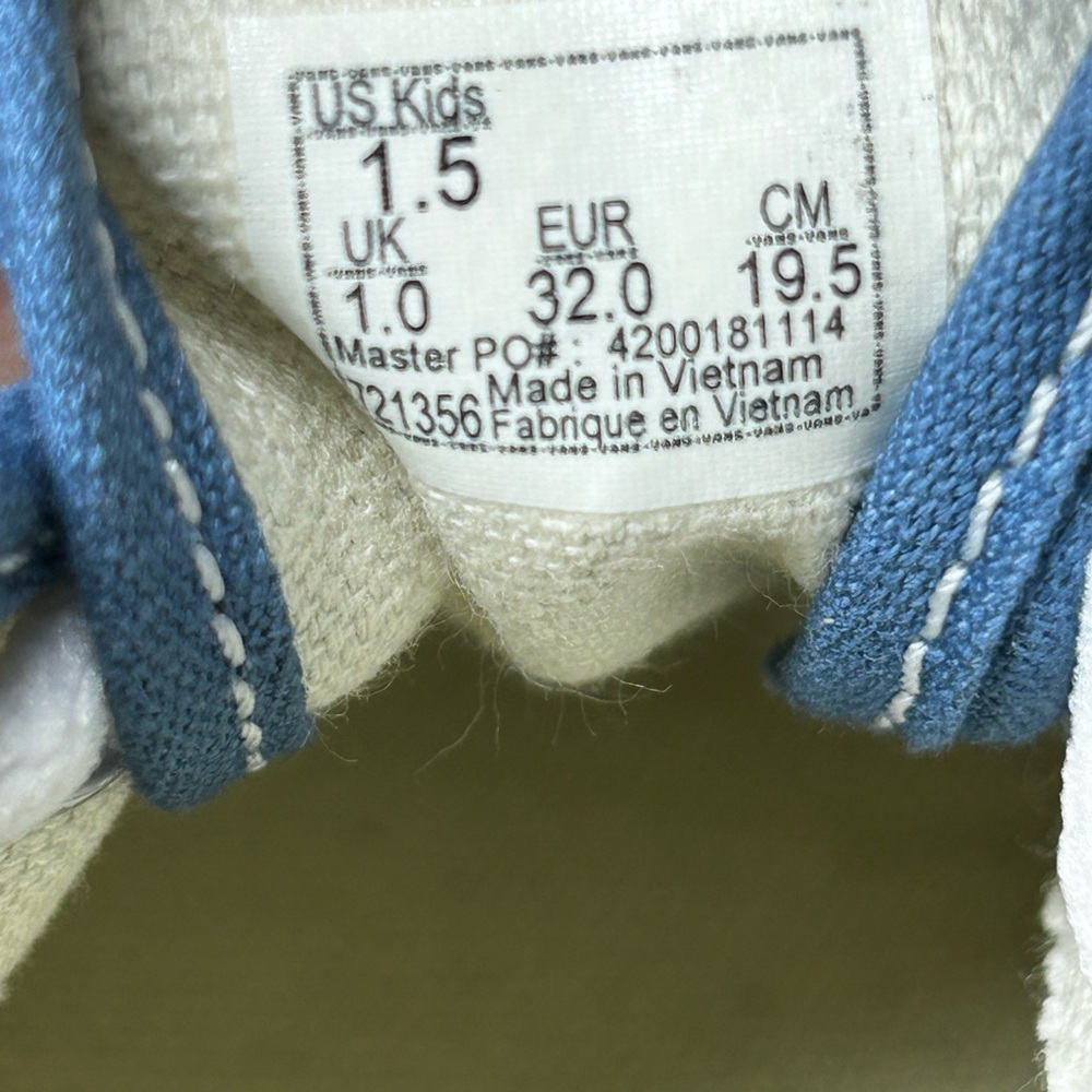 Vans Classic Navy Canvas Shoes - Picture 7 of 7
